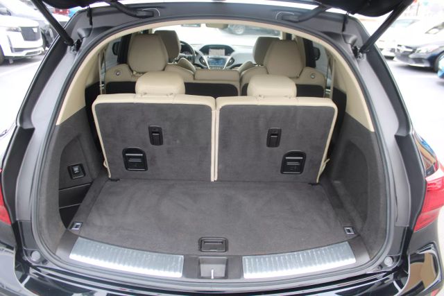 Vehicle image 46 of 48