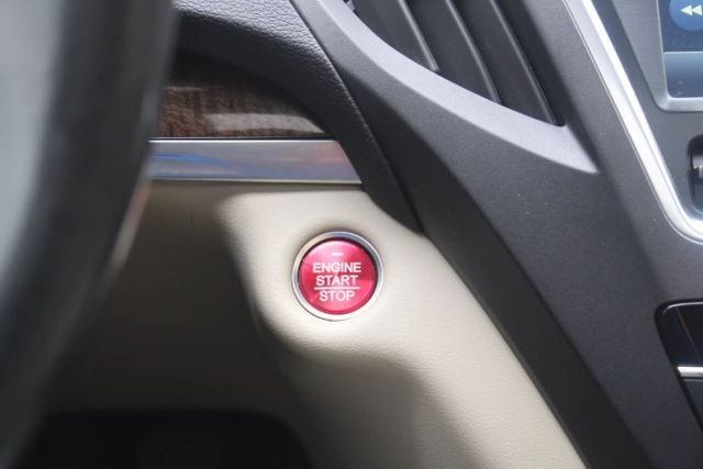 Vehicle image 28 of 48