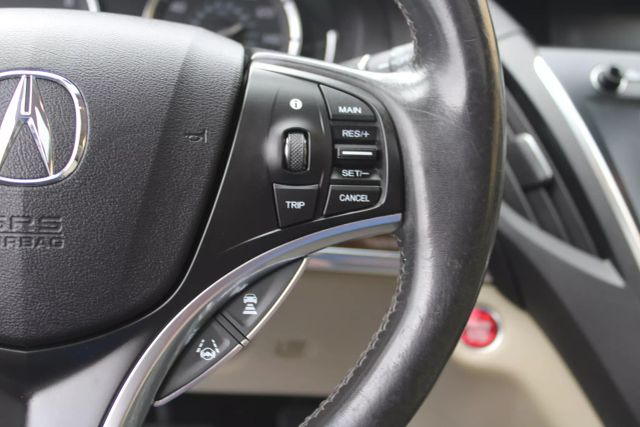 Vehicle image 17 of 48