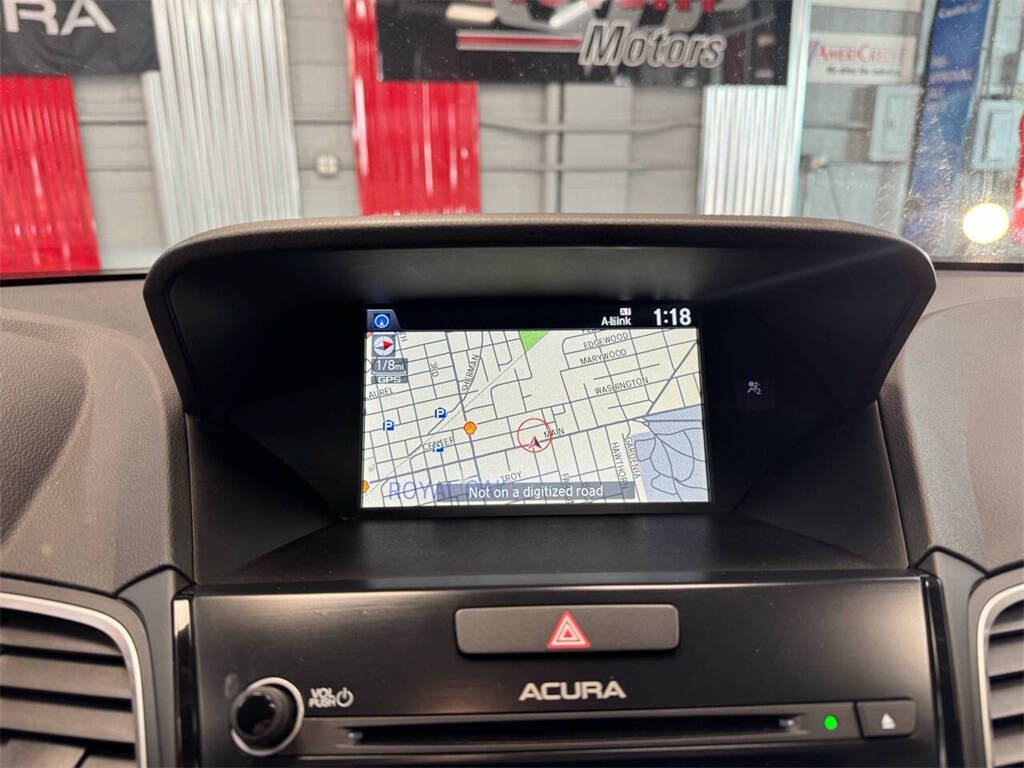 Vehicle image 22 of 24