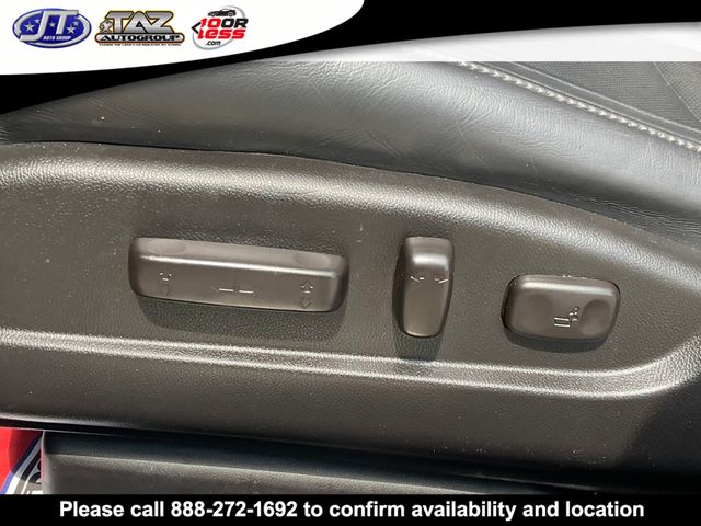 Vehicle image 18 of 20