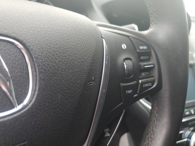 Vehicle image 23 of 30