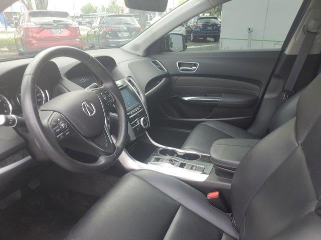 Vehicle image 20 of 30