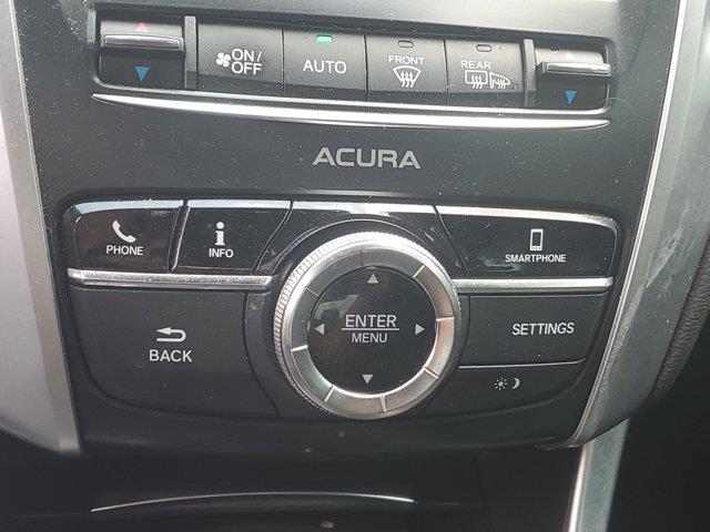Vehicle image 26 of 30