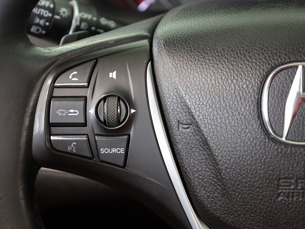 Vehicle image 33 of 39