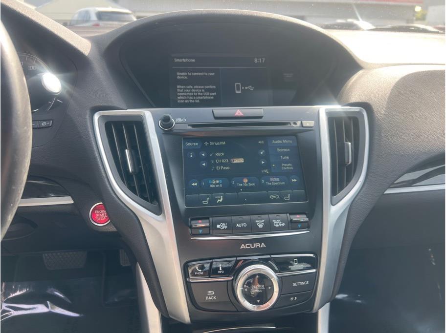 Vehicle image 18 of 28