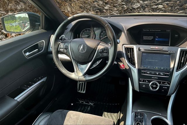 Vehicle image 14 of 39