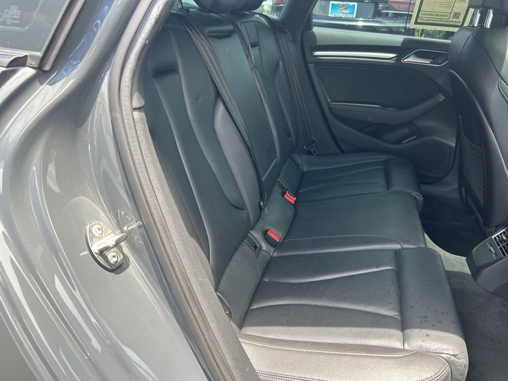 Vehicle image 15 of 49