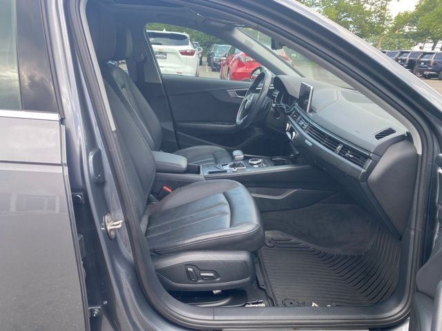Vehicle image 12 of 50