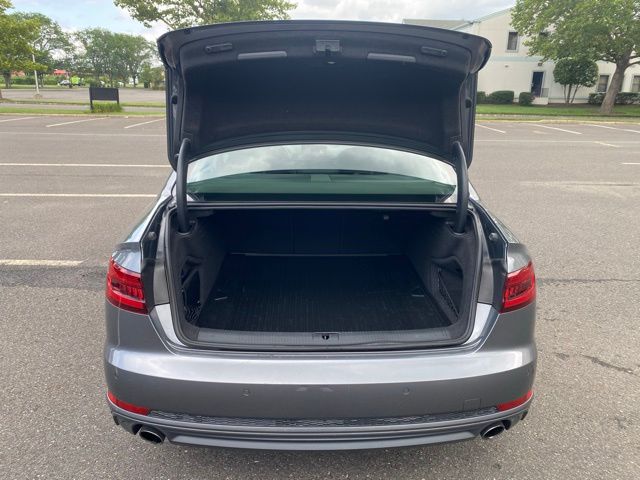 Vehicle image 11 of 50