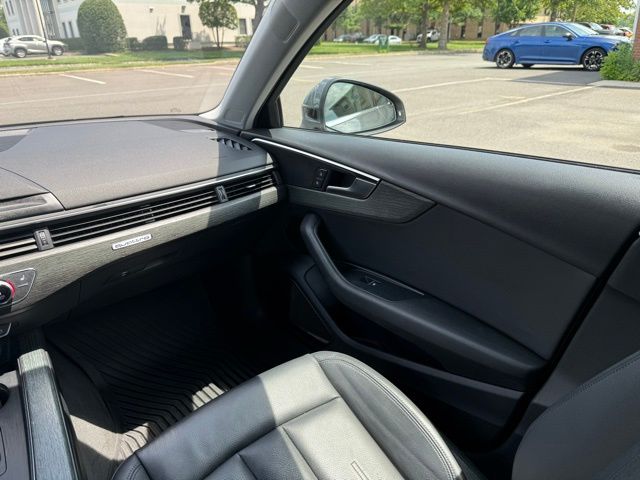 Vehicle image 39 of 50