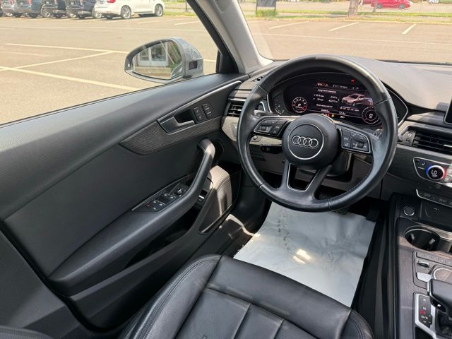 Vehicle image 17 of 50