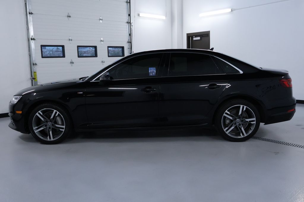 Vehicle image 7 of 41