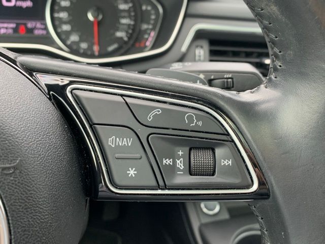 Vehicle image 22 of 35