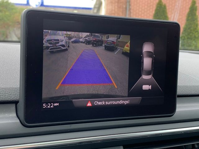 Vehicle image 25 of 35