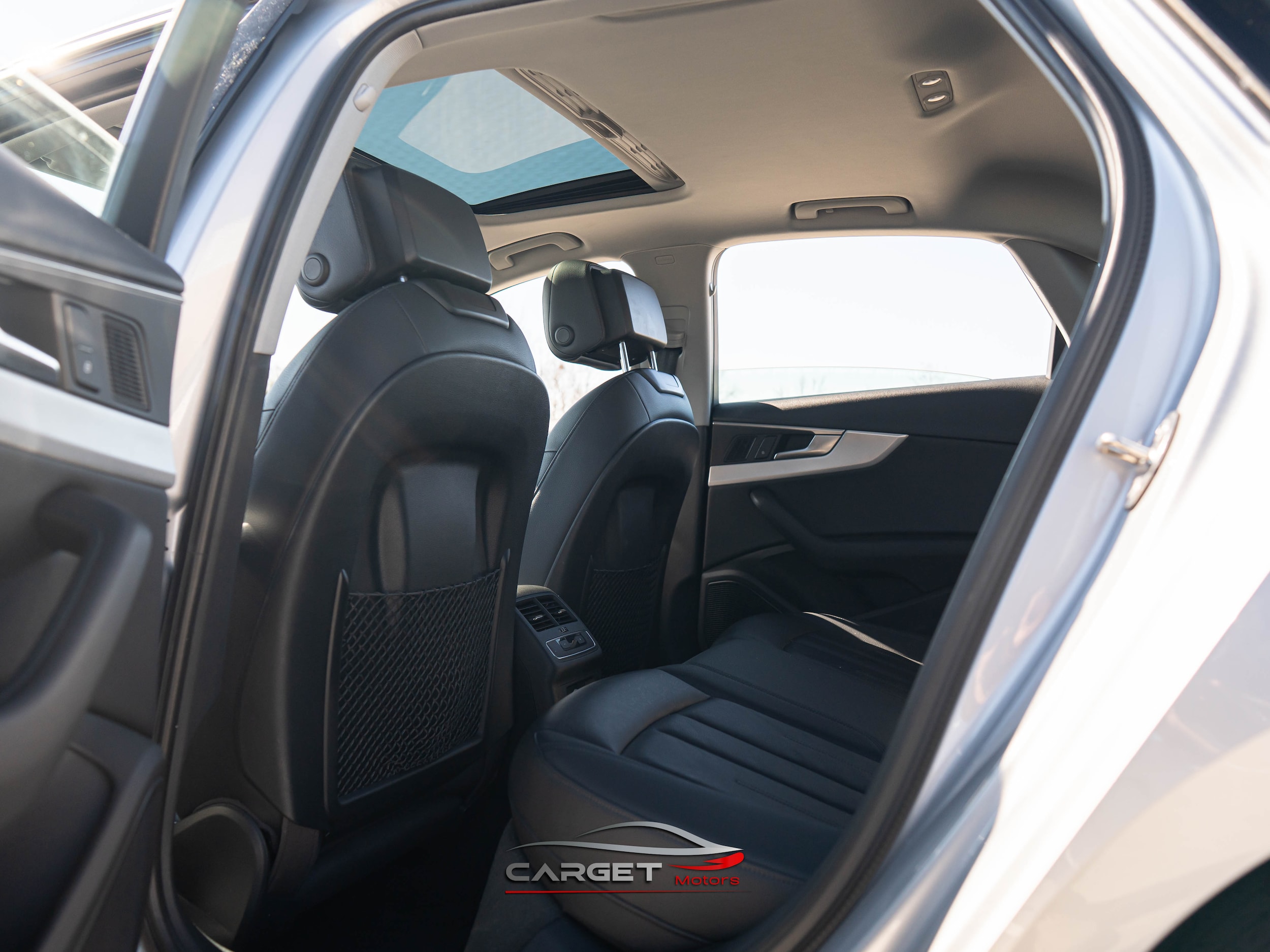 Vehicle image 16 of 47