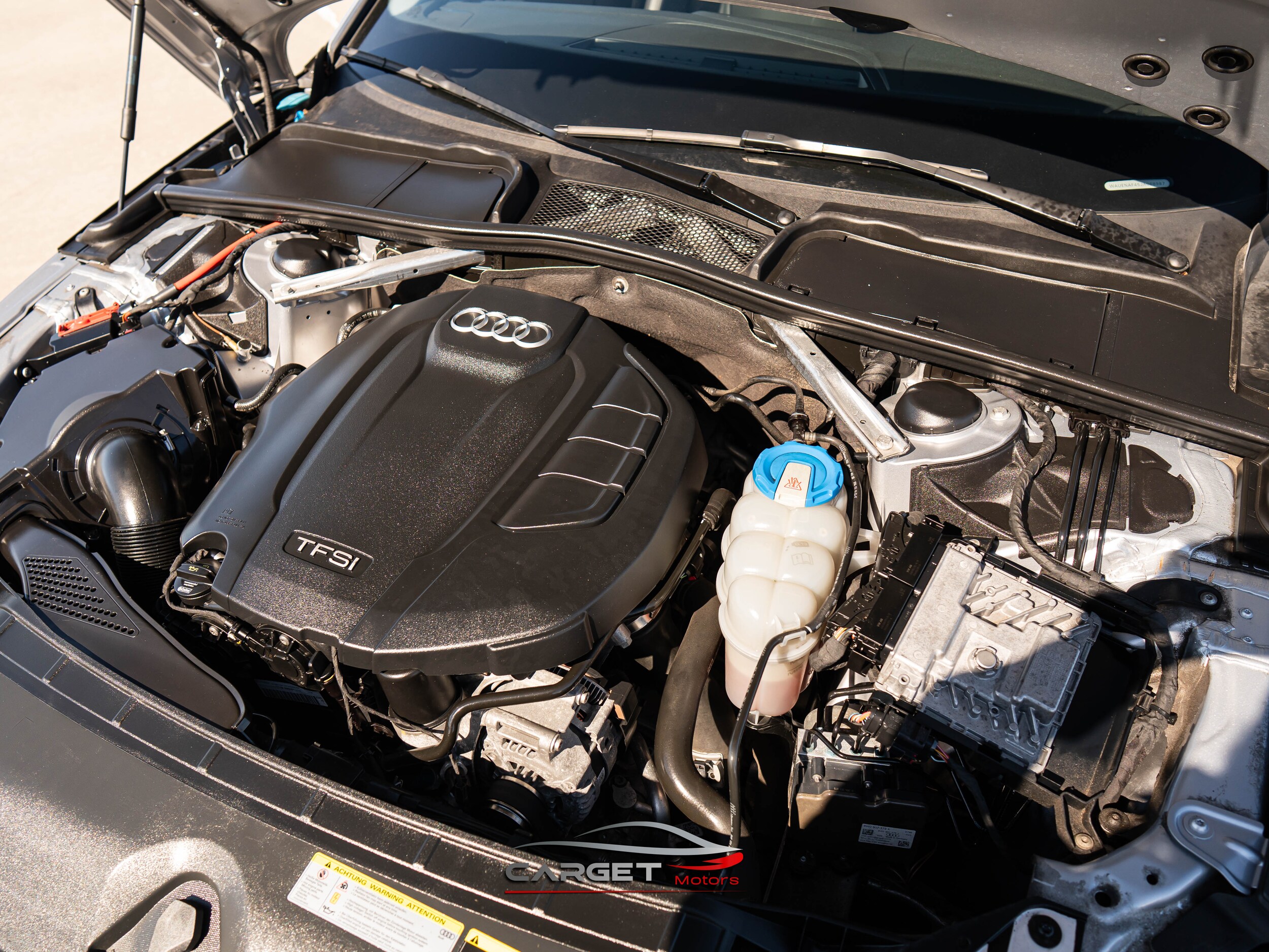 Vehicle image 43 of 47