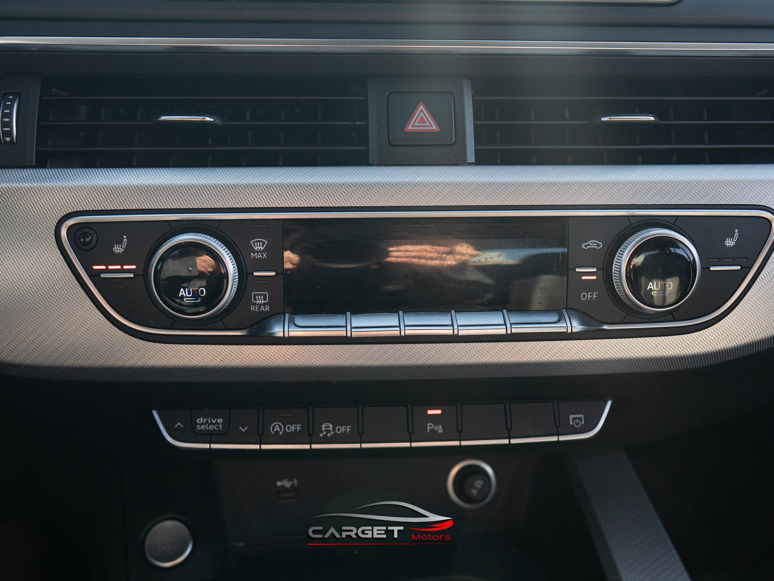 Vehicle image 28 of 47