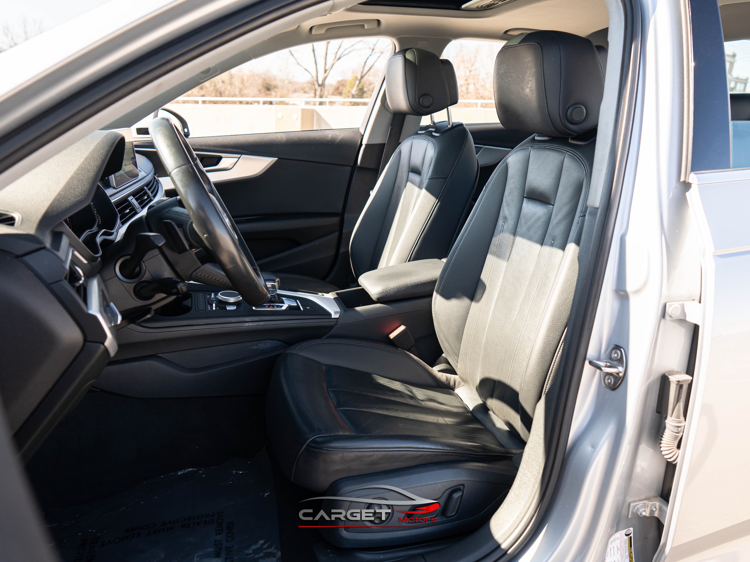 Vehicle image 11 of 47