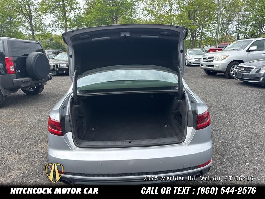 Vehicle image 33 of 39