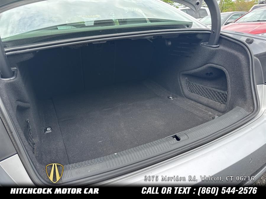 Vehicle image 34 of 39