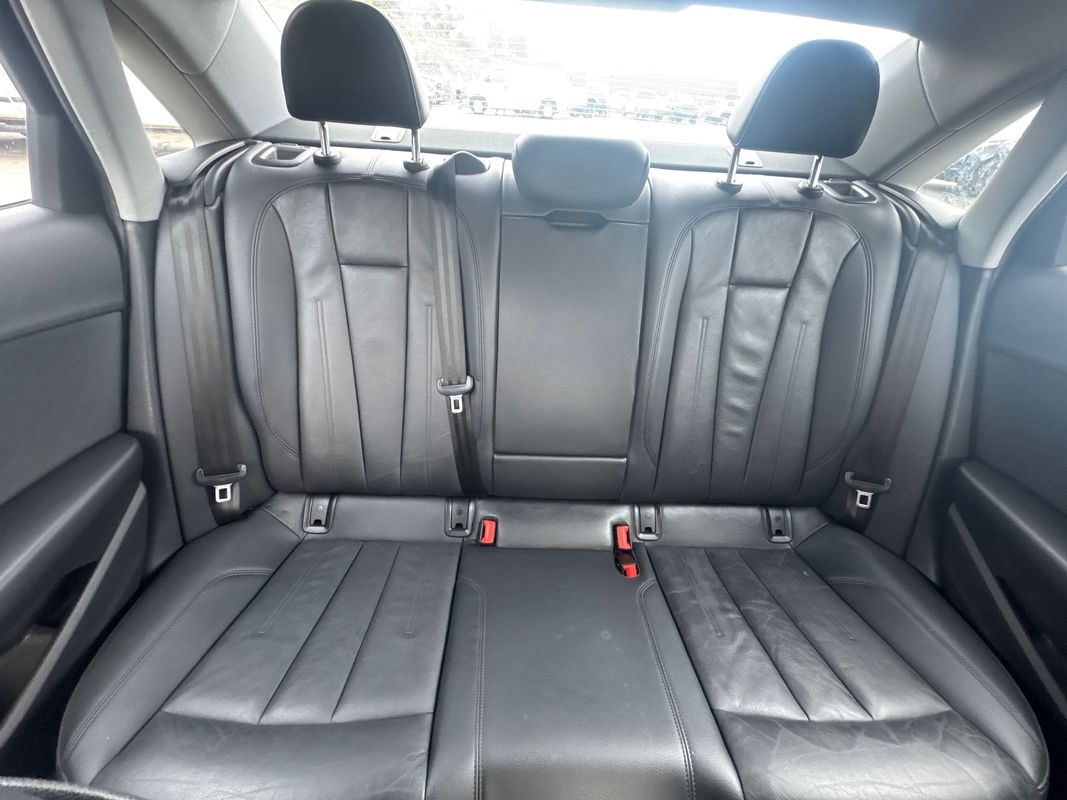 Vehicle image 18 of 18
