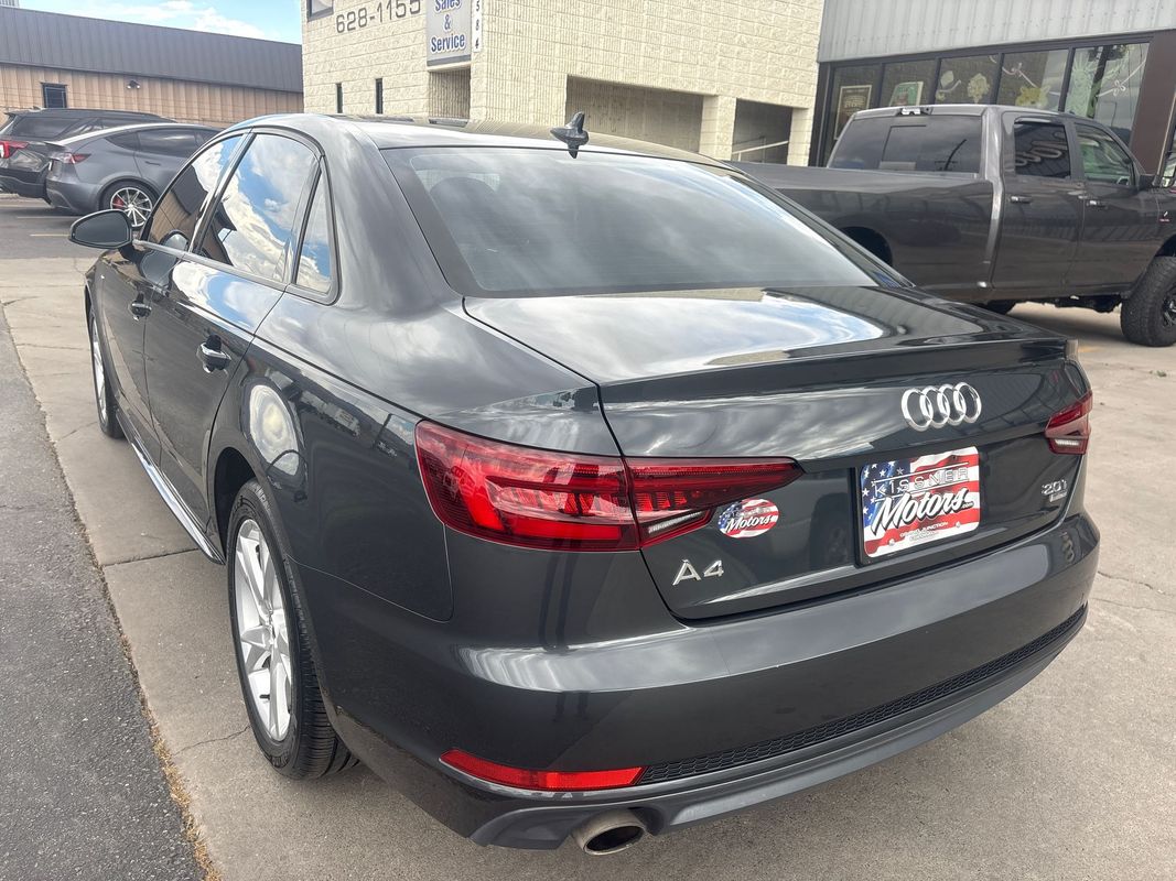 Vehicle image 6 of 18