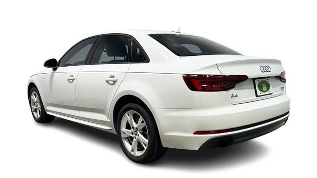 2018 Audi A4 Premium Image 6 of 30