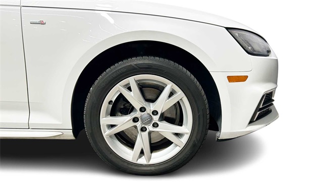 2018 Audi A4 Premium Image 9 of 30