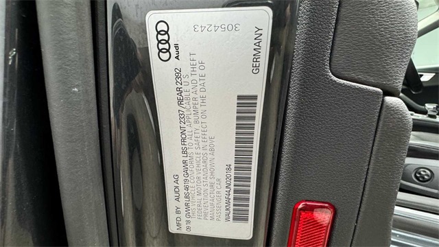 Vehicle image 31 of 34