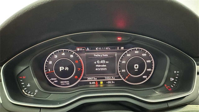 Vehicle image 20 of 34