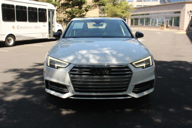 2018 Audi A4 Premium Plus Image 2 of 37