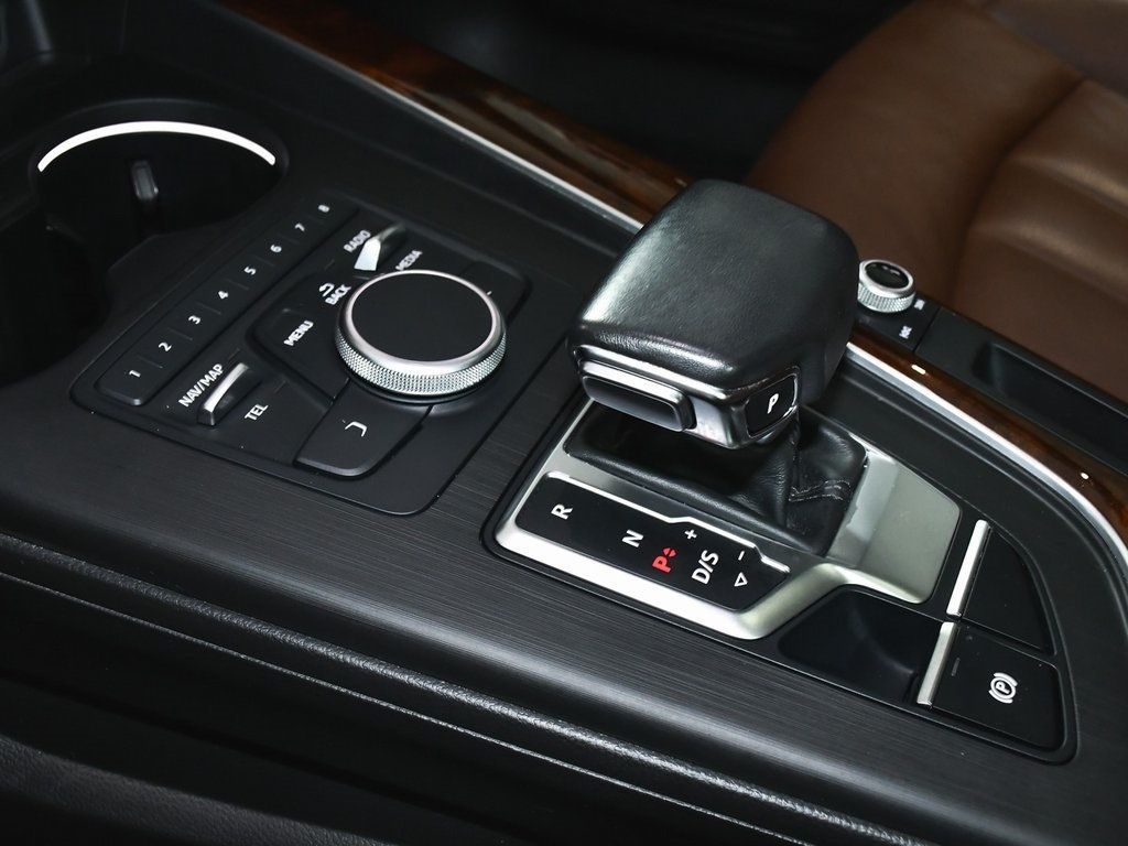 Vehicle image 38 of 78