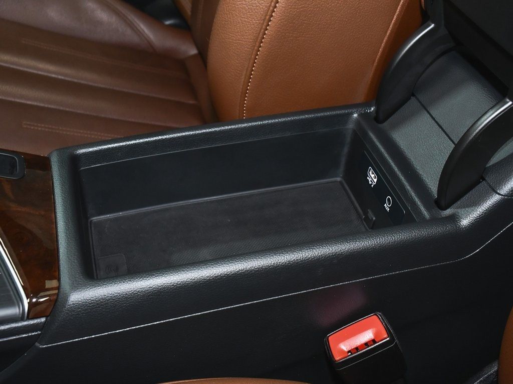 Vehicle image 40 of 78