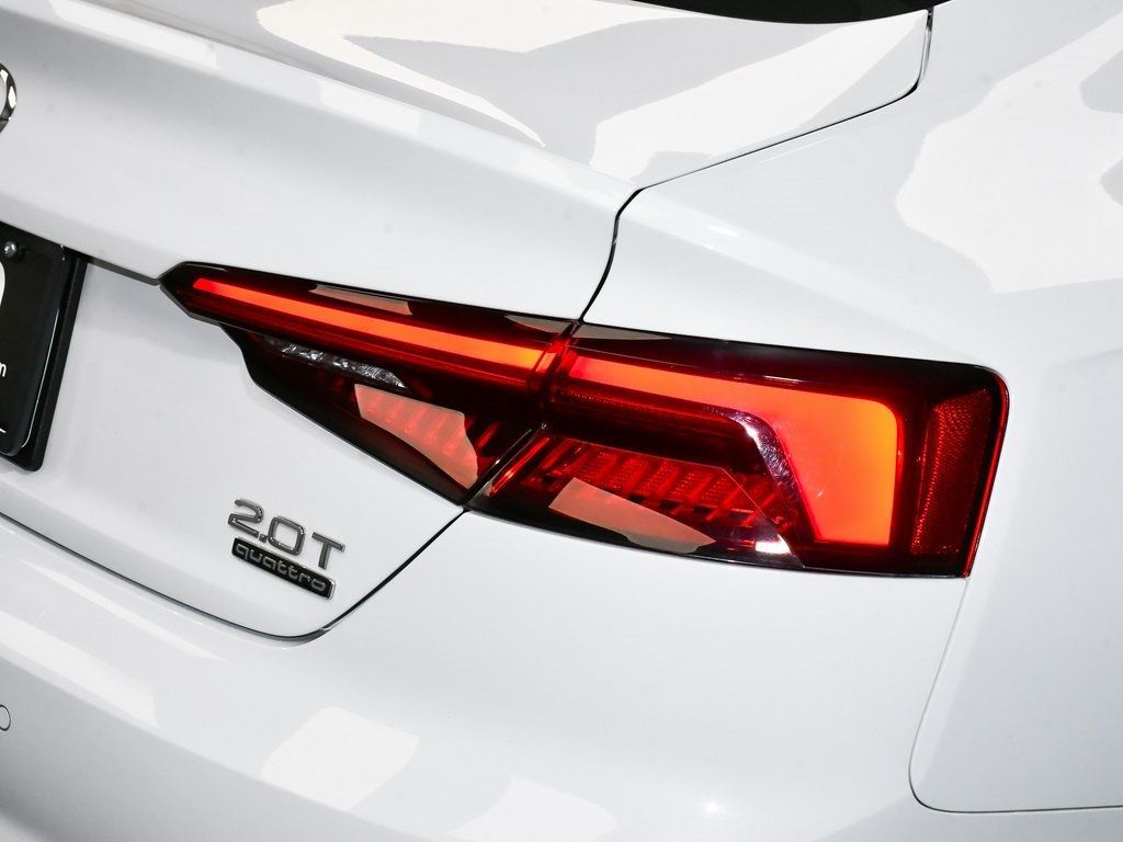 Vehicle image 72 of 78