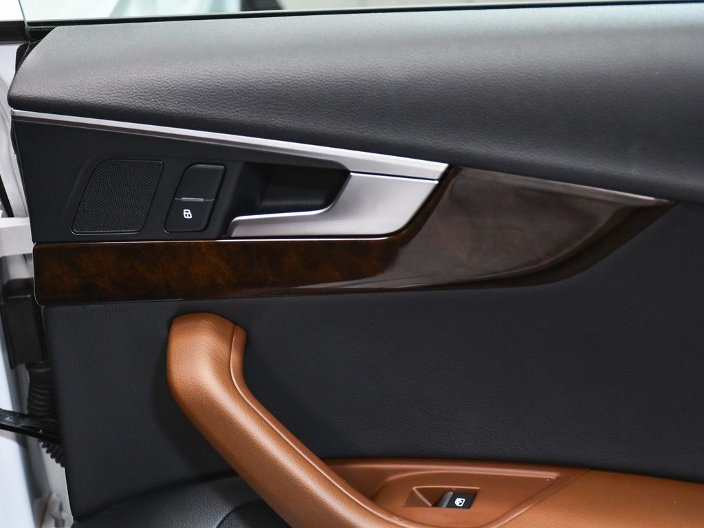 Vehicle image 15 of 78