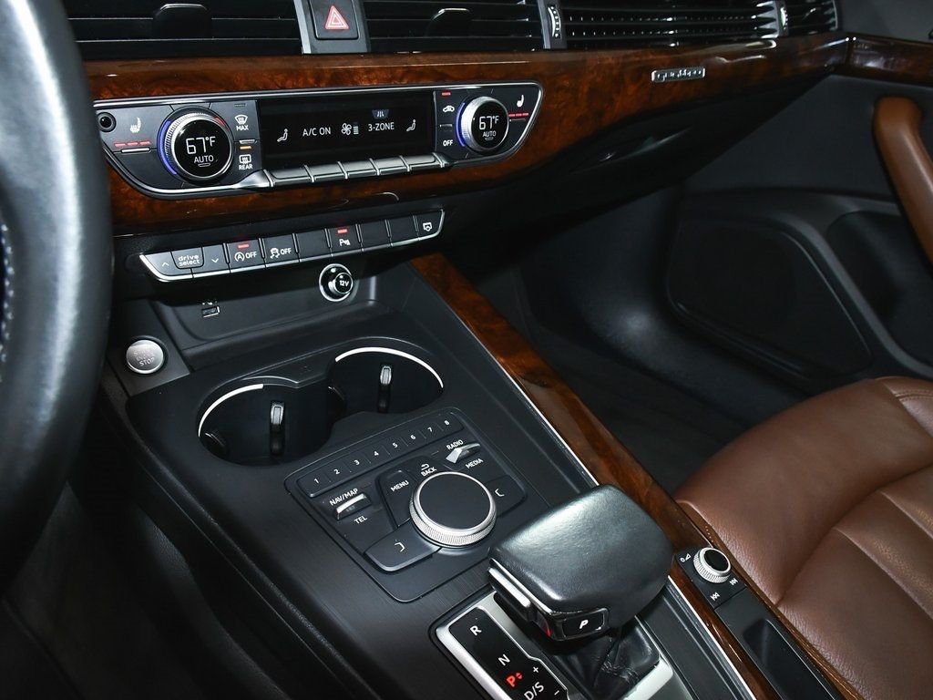 Vehicle image 37 of 78