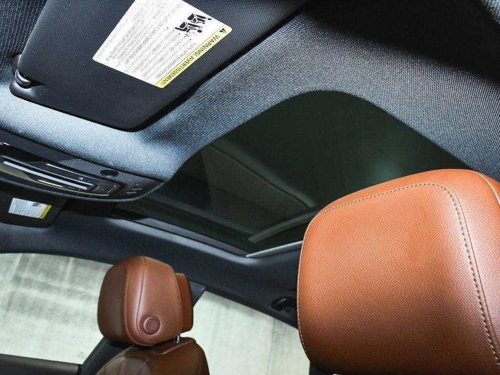 Vehicle image 44 of 78