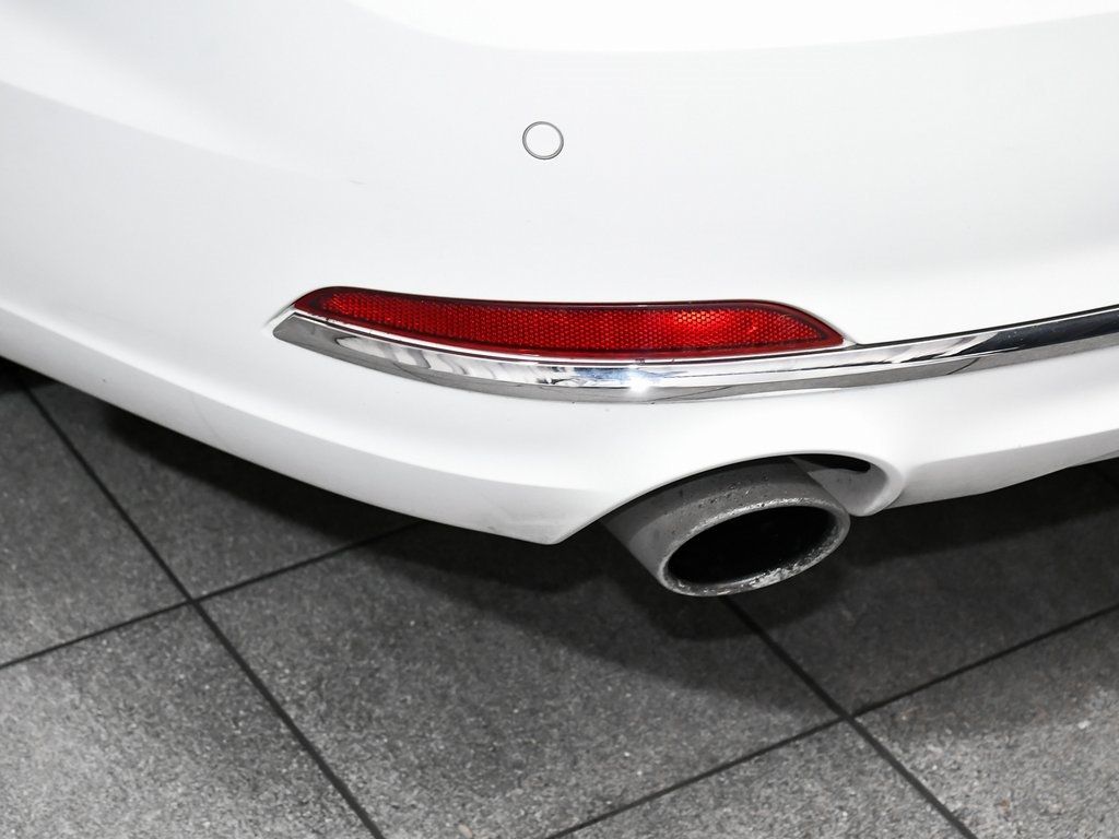 Vehicle image 70 of 78