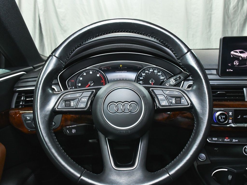 Vehicle image 32 of 78