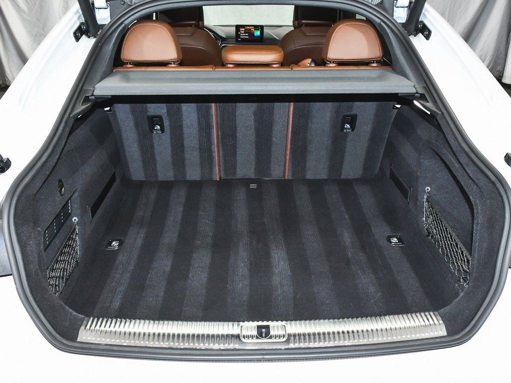 Vehicle image 59 of 78