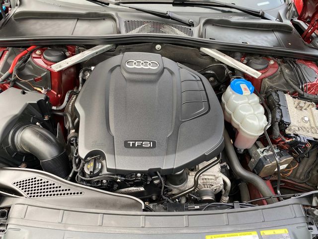 Vehicle image 33 of 43