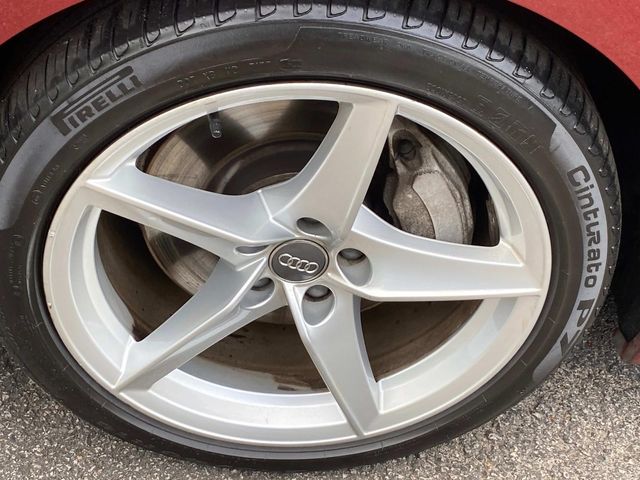 Vehicle image 28 of 43