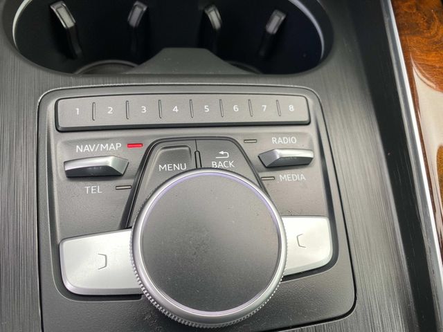 Vehicle image 15 of 43
