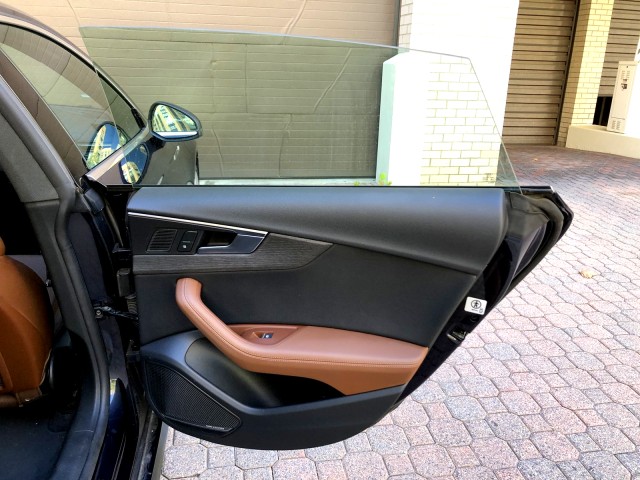 Vehicle image 19 of 57