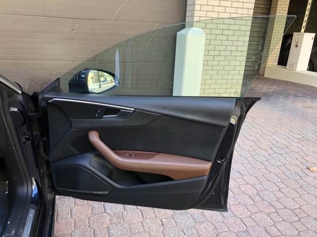 Vehicle image 20 of 57