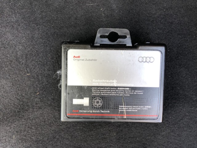 Vehicle image 53 of 57