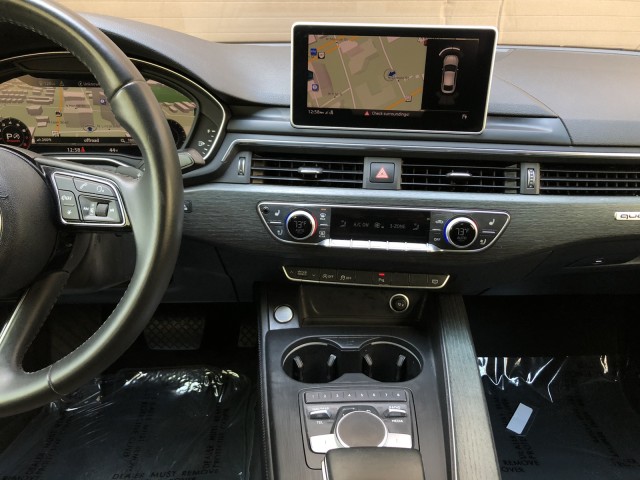 Vehicle image 32 of 57