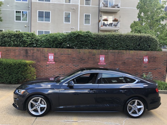 Vehicle image 9 of 57