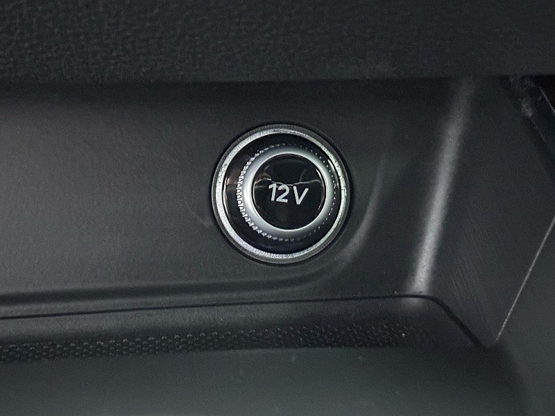 Vehicle image 36 of 44
